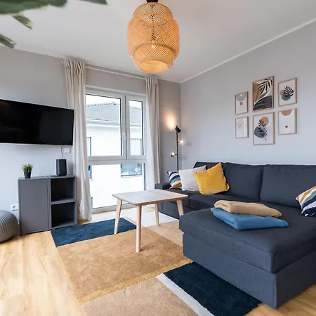 Moderne & Familienfreundliche Am Goitzschesee Apartment Pouch